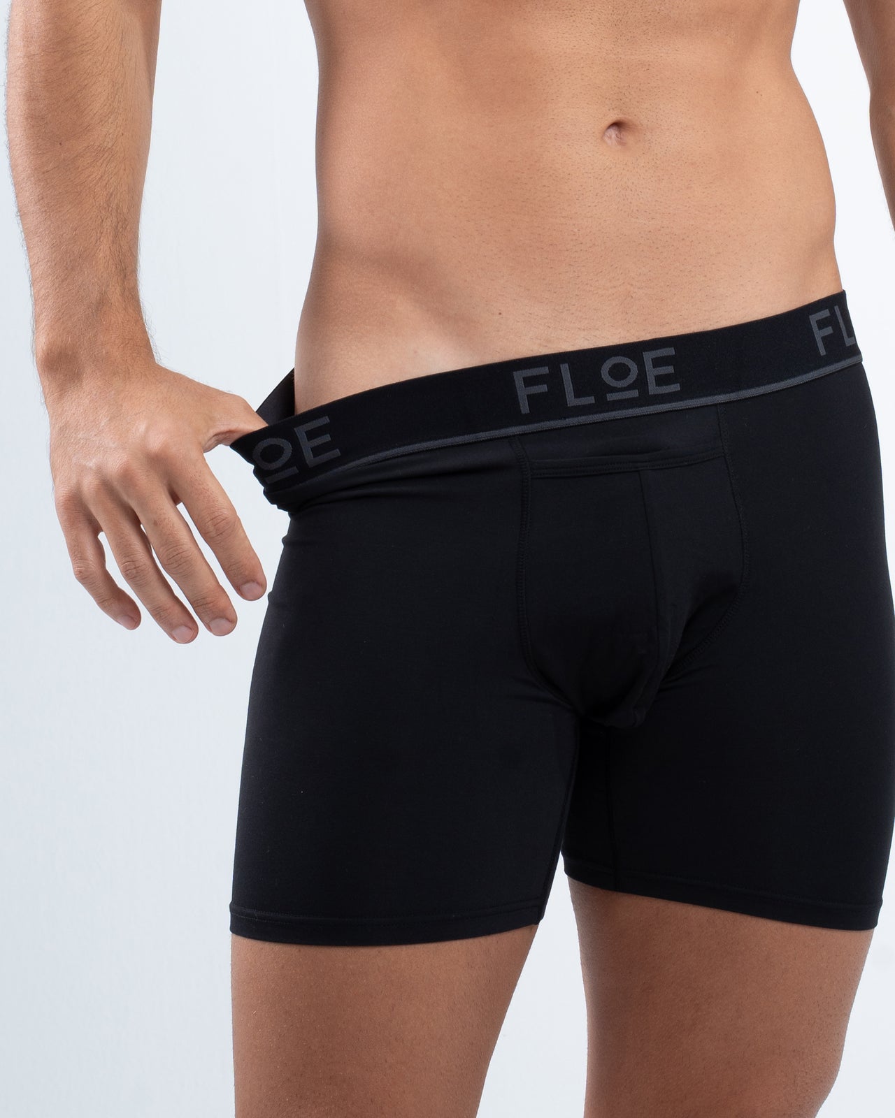 Floe in Black